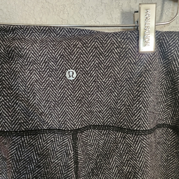 Lululemon wunder under herringbone style size 12 - Picture 5 of 8